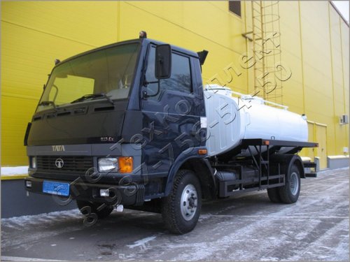 Молоковоз, водовоз ТАТА-613